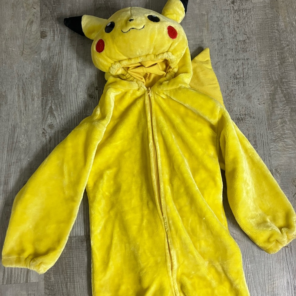 Pikachu Costume